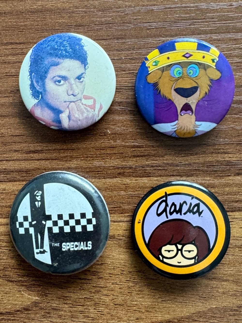 4 rare pins buttons 80s 90s Michael Jackson Daria The Specials Disney Robin